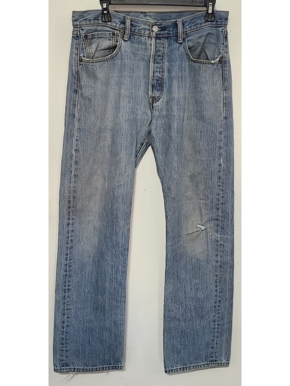 Levi's 501 Blue Jeans Mens Sz 32x32 Denim Distressed Button Fly Straight Leg GUC